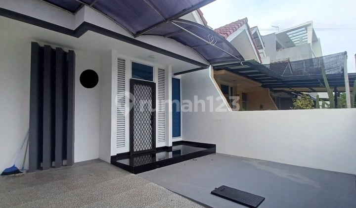 Disewakan Rumah Murah 1,5Lantai di Taman Modern Cakung Jakarta Timur Siaphuni Minimalis Modern