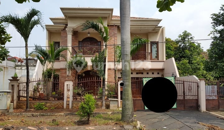 Disewakan Rumah Mewah dan Bagus 2Lantai di Taman Modern Cakung Jakarta Timur Siaphuni Minimalis Modern