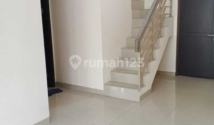 Disewakan rumah murah 2lantai di Cluster Shinano Jakarta Garden City Jakarta Timur siaphuni minimalis modern
