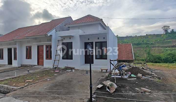 Dijual Rumah Murah Bagus Cantik di Grand Niravadhi Batuaji Tabanan Bali Siaphuni Minimalis Modern