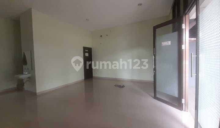 For Rent Cheap 2-Story Shophouse in Savoy Jakarta Garden City, East Jakarta, Ready to Use & Ready for Business, Minimalist Modern