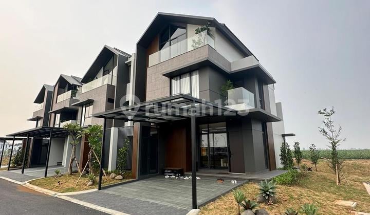 Rumah Dijual Siap huni di Summarecon Crown Gading dekat Harapan indah