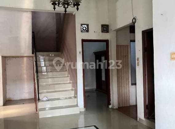 Rumah Hook Bebas Banjir di Perum Kedung Waringin Bekasi