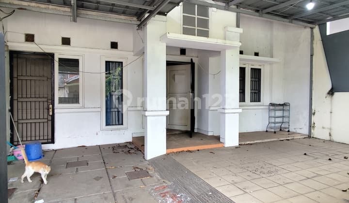 Standard House in Taman Sari Harapan Indah Cluster