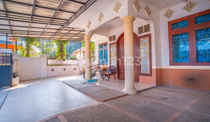 Rumah Hook Furnished di Taman Harapan Baru Bekasi