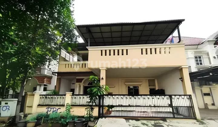 Dijual Cepat Rumah Full Renovasi di Royal Residence Cakung