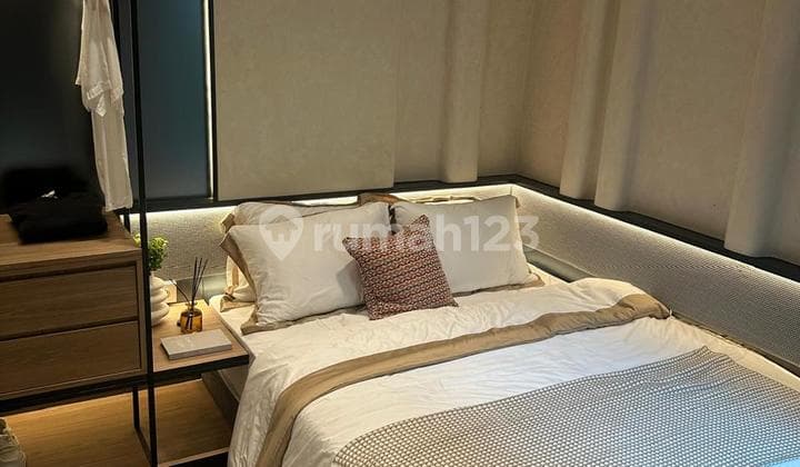 Rumah Dijual Siap huni di Summarecon Crown Gading dekat Harapan indah