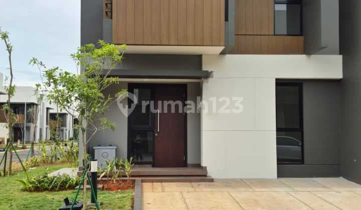 Rumah Bagus Summarecon Crown Gading Cluster Regia, Bekasi