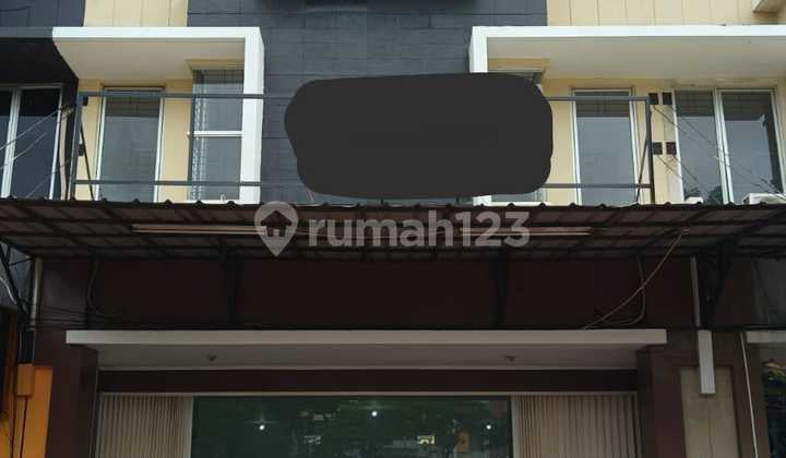 Ruko Siap Pakai Bebas Banjir di Taman Cemara Harapan Indah