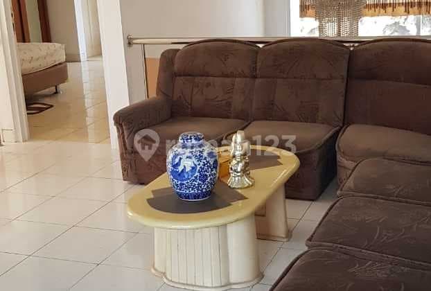 Rumah Bebas Banjir di Taman Modern Cakung