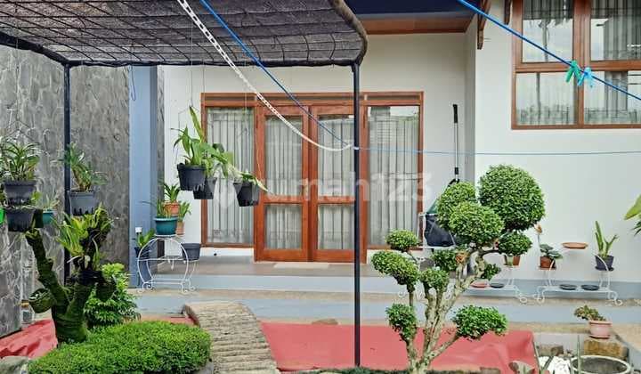 Bagus dan Langka !!! Sewa Rumah Furnished Full Kayu Cigadung Dago