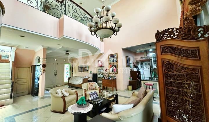Super Spacious! Corner House BSD 529 M², Strategically Located in Serpong, BSD