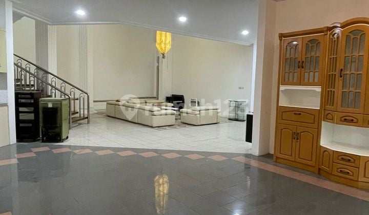 Disewakan Rumah Pluit Timur Residence