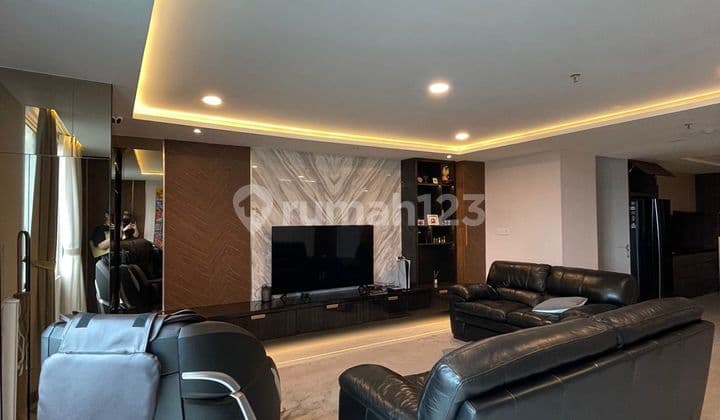 Apartemen Mewah Dijual Cepat di Riverside Muara Karang