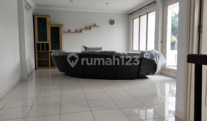 Disewakan Rumah di Sutera Alba, Alam Sutera 12X20