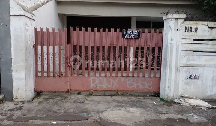 Dijual Cepat Tanah di Palmerah Jakbar SHM
