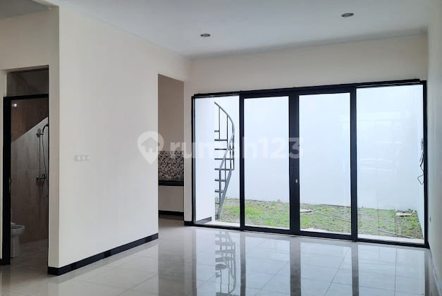 RUMAH BARU MINIMALIS TAMAN KOPO INDAH 5