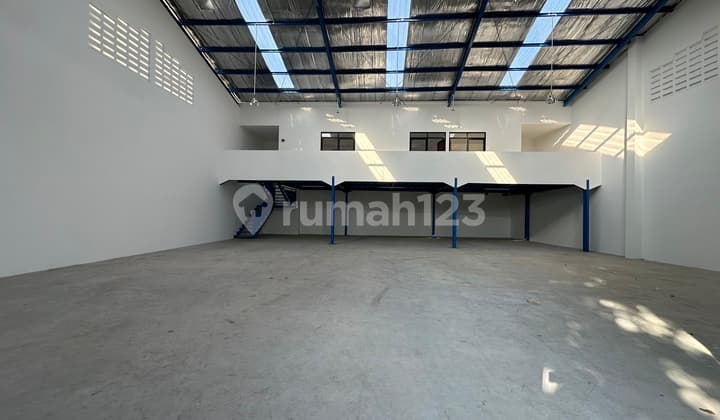 Disewakan Gudang Baru Siap Pakai Caringin Bandung Gudang