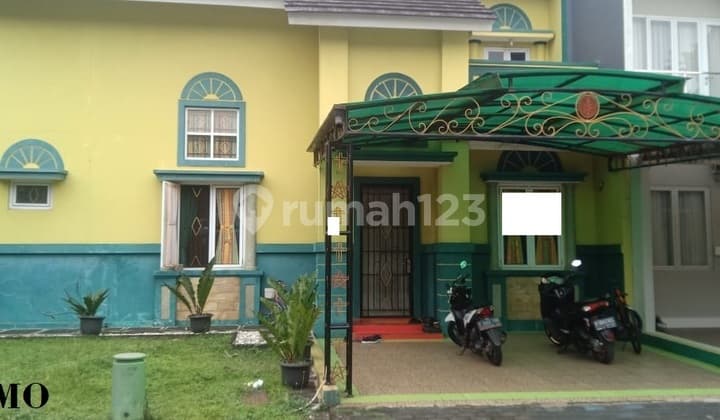 Rumah Cantik 2 Lantai di Kota Wisata Turun Harga