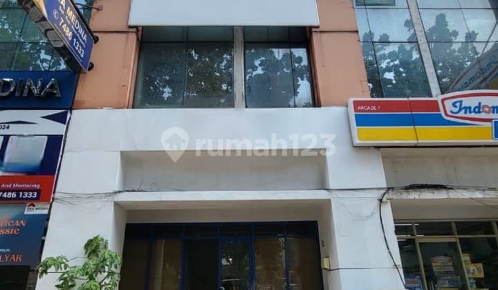 Hot Sale!!! 4-Storey Shophouse Ready to Occupy in Kebayoran Residence Bintaro Jaya Sector 7