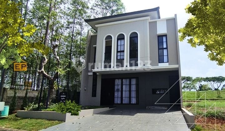 Luxurious! 2-Story House Near Danau Bsb and Uptown Mall!