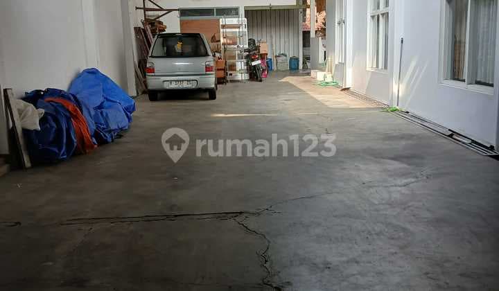 Strategis ! Jalan Raya Dekat Simpang Lima. Cocok untuk Bisnis