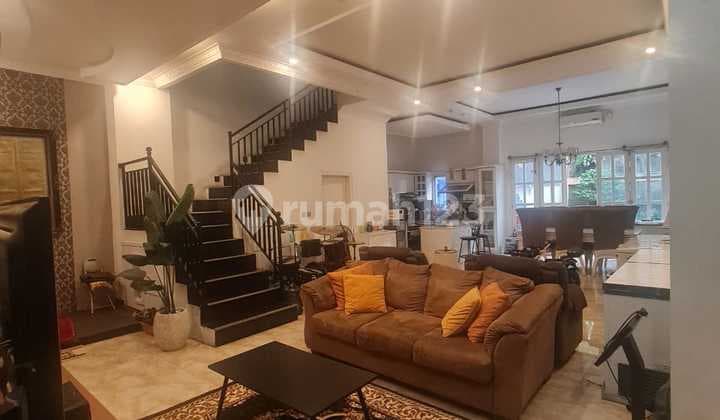Mewah ! Dekat Rs Permata Medika Dan Tol ! Furnished SHM