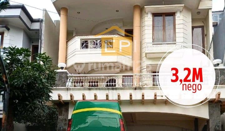 RUMAH BUKITSARI SEMARANG DIJUAL ! 2 Lantai SHM Bagus