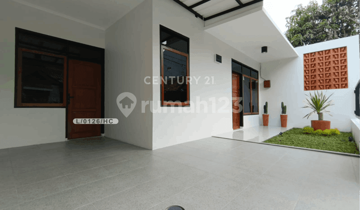 Rumah Semi Furnished Siap Huni dan Strategis di Buah Batu Bandung