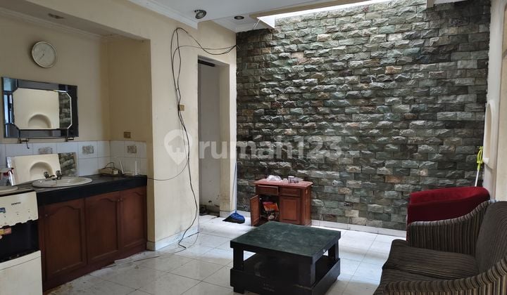For Rent: 1.5-Story House, Clean, Move-in Ready, West-Facing, Near Yarsi University**Dewi