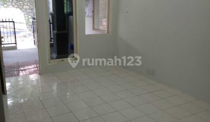 Dijual Cepat Rumah1 Lantai, di Perum Villa Nusa Indah Bogor, Shm**Lusi
