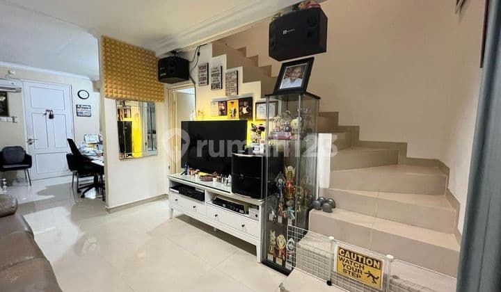Rumah Minimalis 2 Lantai, di Gading Arcadia, Siap Huni, Sudah Renovasi, Cantik, Terawat * Silvia