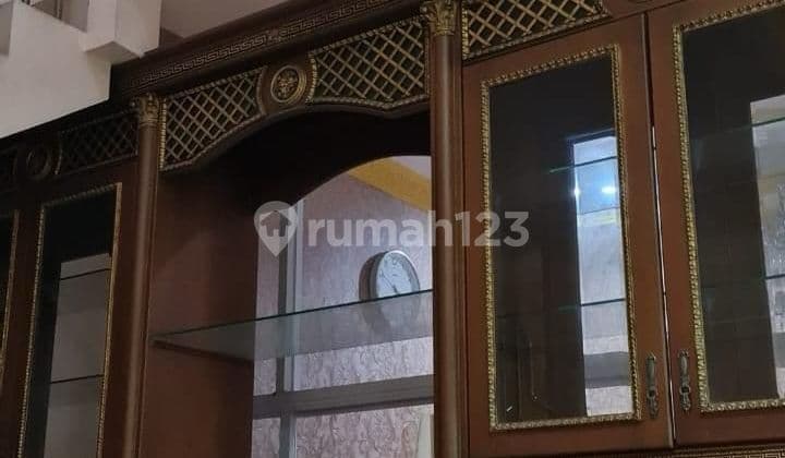 Dijual Rumah 2 Lantai, Di Metro Sunter, Kamar Tidur 5,Siap Huni, rmh sudah tinggi * mel