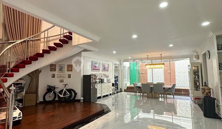 Djual Cepat Rumah Mewah 2 Lantai Digreen Garden , Luas, Row Jalan Lebar, Siap Huni , Shm***Bertha