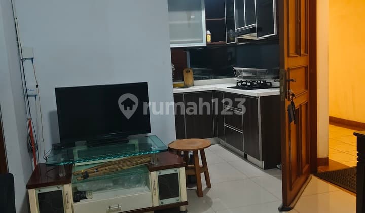 Di Jual Apartemen Gading Mediterania Tower B Selatan Lantai 15, Semi Furnish**Mel