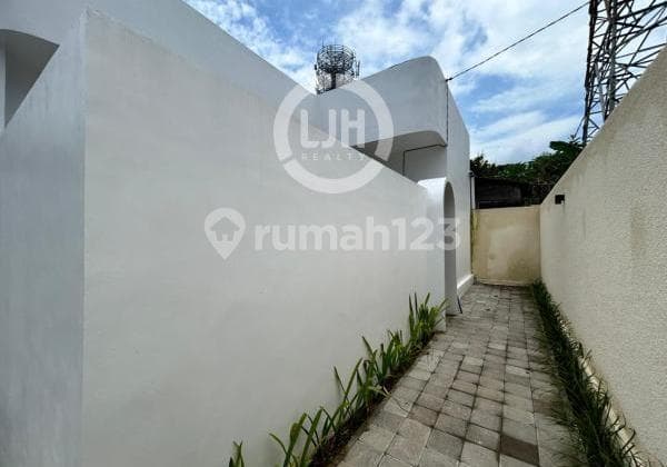 For Lease! Villa With Private Pool And Easy Access To The Beach At Legian