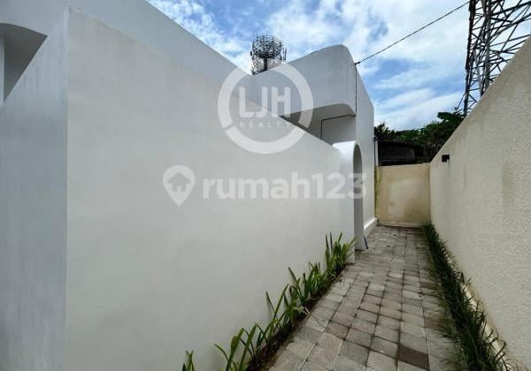 For Lease! Villa With Private Pool And Easy Access To The Beach At Legian