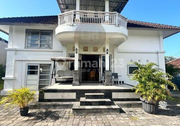 Maintained 2 Storey House at Kuta Area, Located In Tourist Area, It Has a Big Garden, Closse to Sunset Road, Seminyak and Kuta Beach