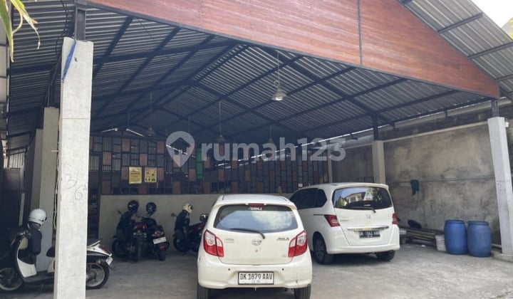 Strategically Located Land for Sale Near Shopping Center in Renon