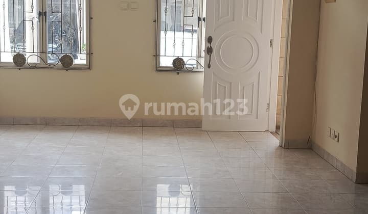 Citra 2 ,cluster Exclusive - 2 Lantai - Sudah Renov - Siap Huni - Sangar Terawat - Hadap Utara - Min 2th