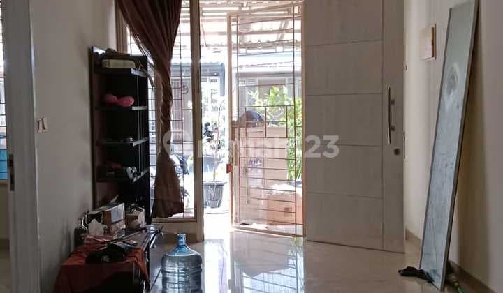 Cluster West Coast America, Green Lake, Tgr.. For Rent: 2-story house, PLN 4400W, WTP water, unfurnished.-Wt