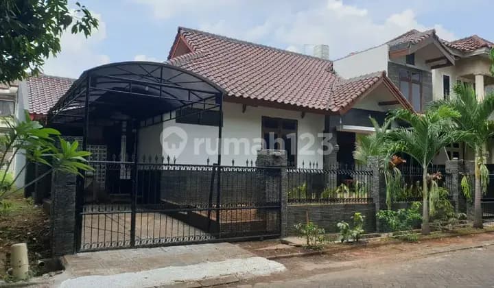 Rumah 1Lantai dijual di komplek Raffles Hills Cibubur