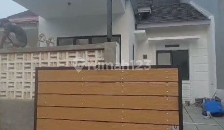 Rumah siap huni dijual di Perumahan Metland Cileungsi