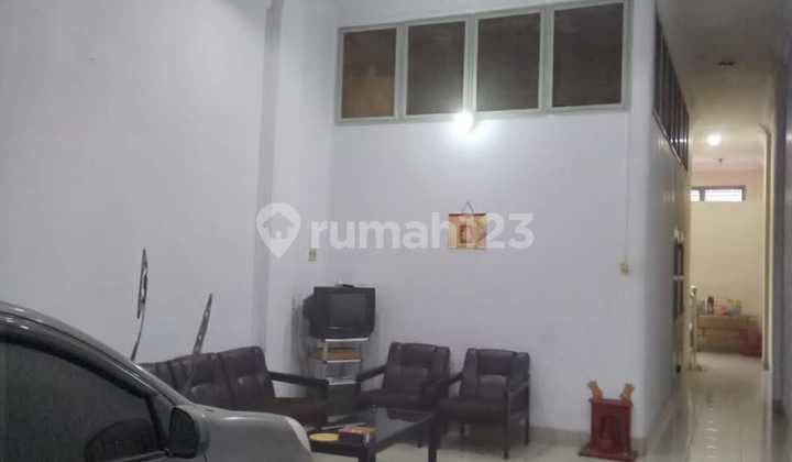 Rumah Bagus Di Jl. Belitung, Tengah Kota, Siap Huni
