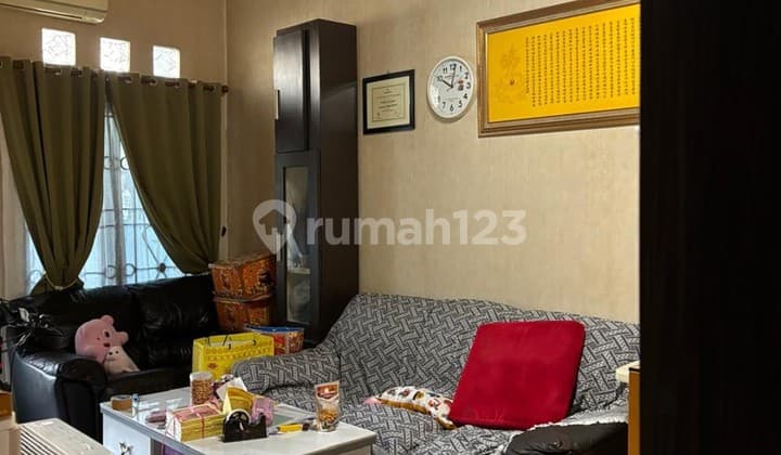 Rumah Siaphuni Lebar 8 Mtr di Cemara .Asri
