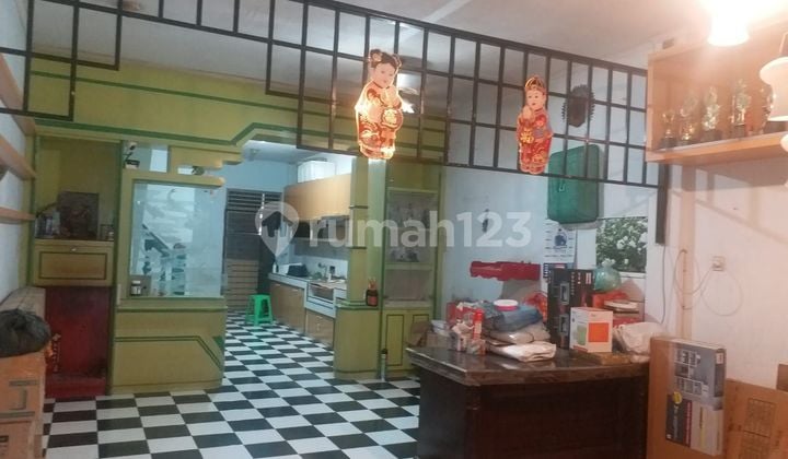 Rumah 2,5 Tgkt, Jl. Sumarsono Helvetia