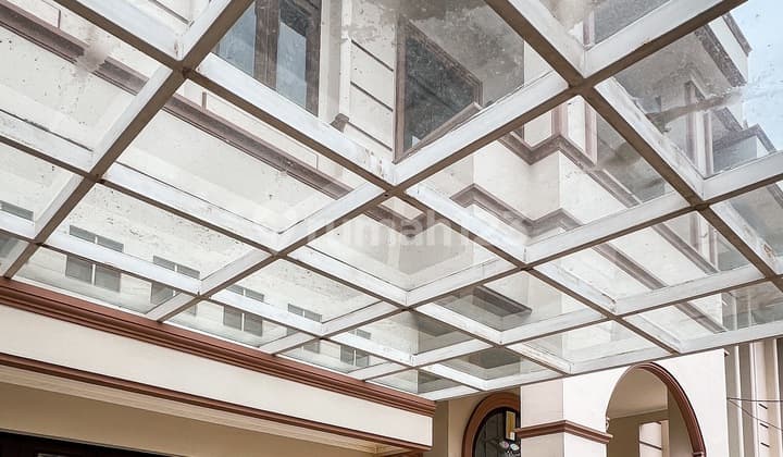 Disewakan Rumah Full Furnished Komplek daerah Medan Polonia