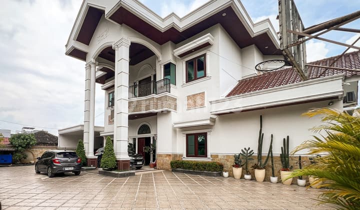 Dijual Rumah Luas Medan Timur