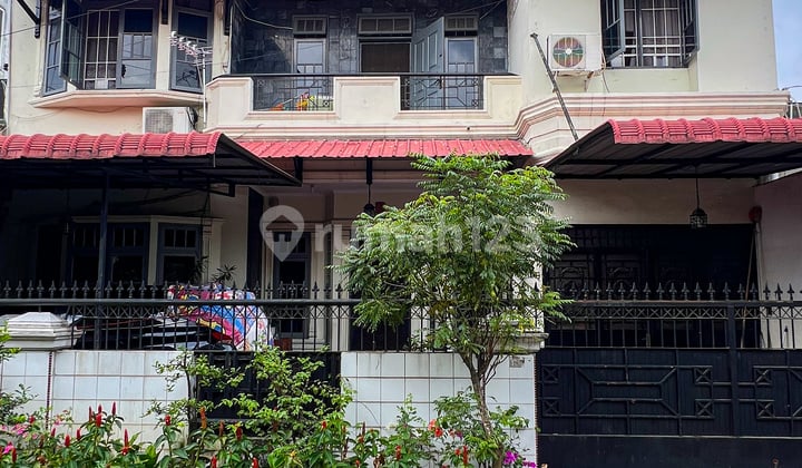 Dijual Rumah Daerah Multatuli Tengah Kota