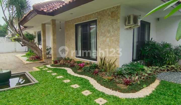 Rumah 2 Lantai Kemang Timur Siap Huni